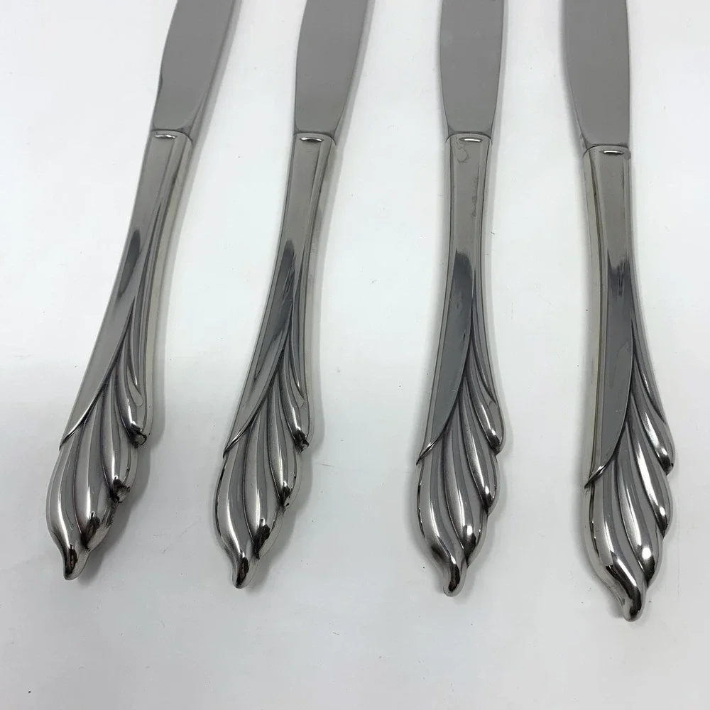 Lot of 4 Oneida USA 18/8 Stainless Steel Liberty's Light 4 Dinner Knives EUC